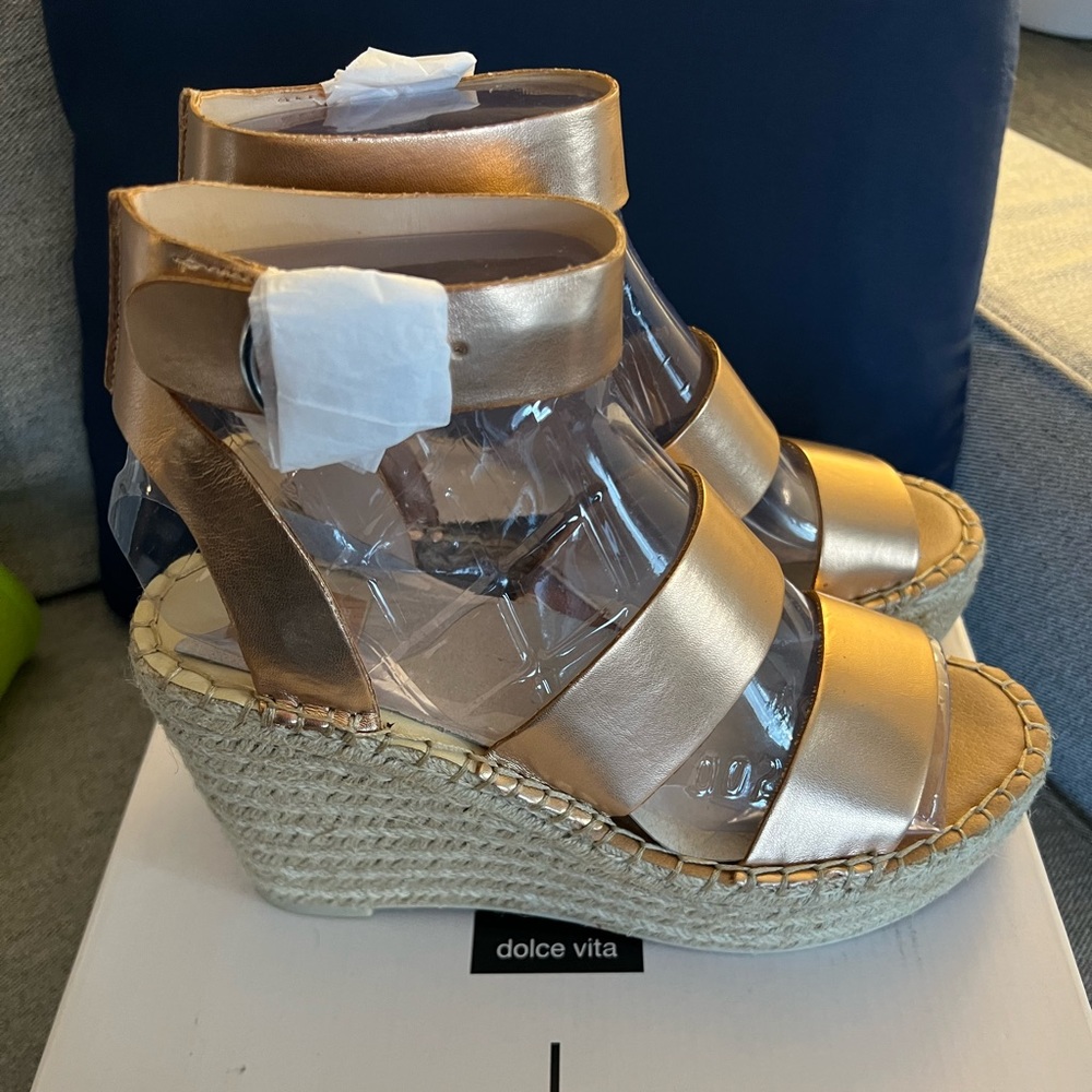 Dolce Vita Rose Gold Stella Wedges-Brand New in the Box! Very versatile! 8.5